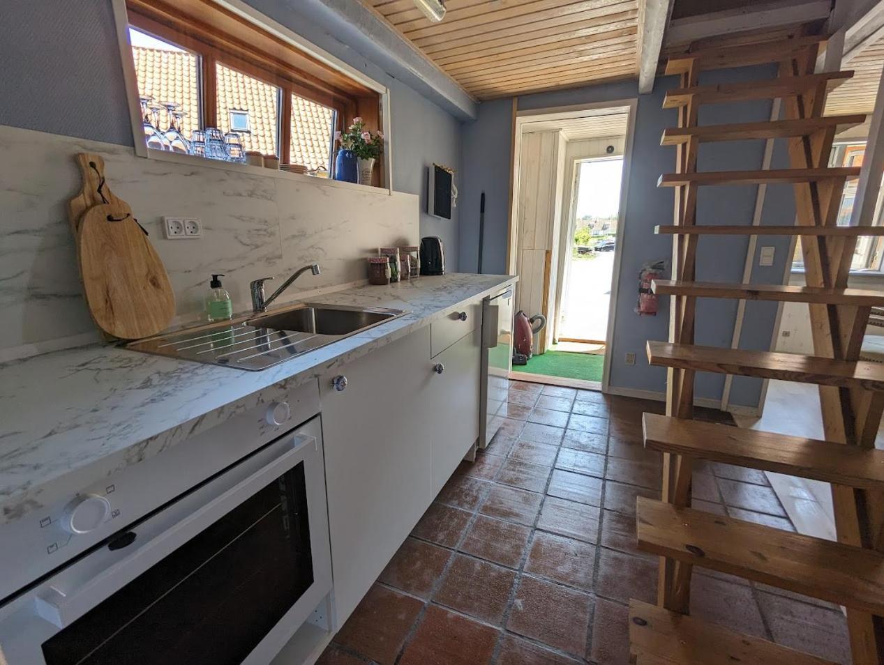 Pension Slaegtsgaarden Allinge-Sandvig Exterior foto
